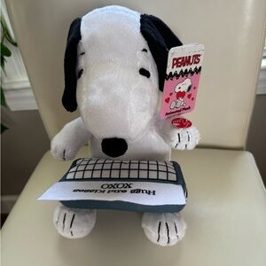 Valentines Peanuts Snoopy Animatronic Plush - Linus and Lucy Song